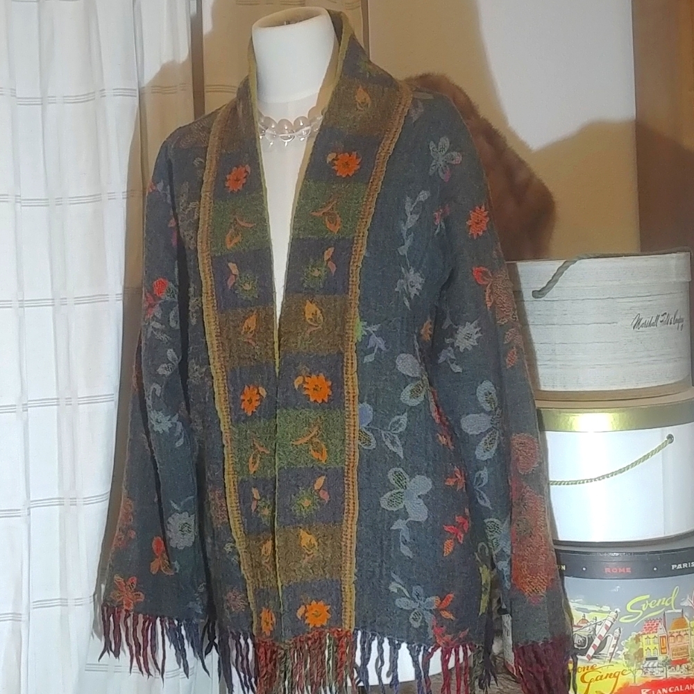 The J.Peterman Comp. Lightweight Rich Boho Colors